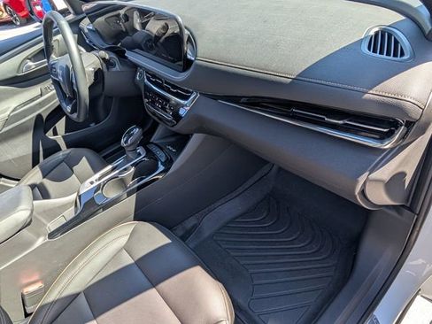 Used 2025 Buick Envista Avenir FWD image 20
