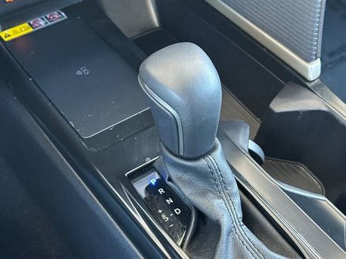 Used 2025 Toyota Camry SE w/ Convenience Package FWD image 23