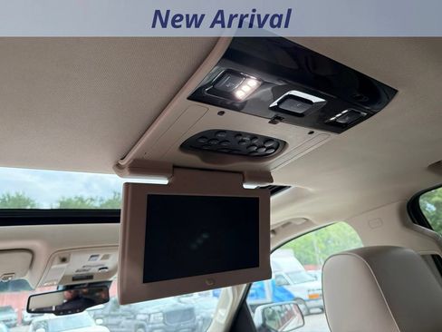 Used 2019 GMC Yukon XL Denali w/ Denali Ultimate Package AWD/4WD image 11