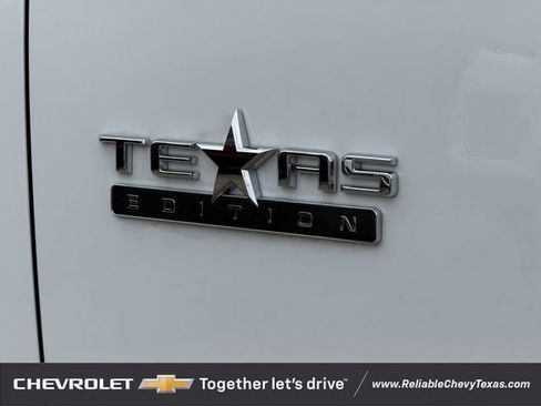 Used 2025 Chevrolet Silverado 1500 LT AWD/4WD image 11