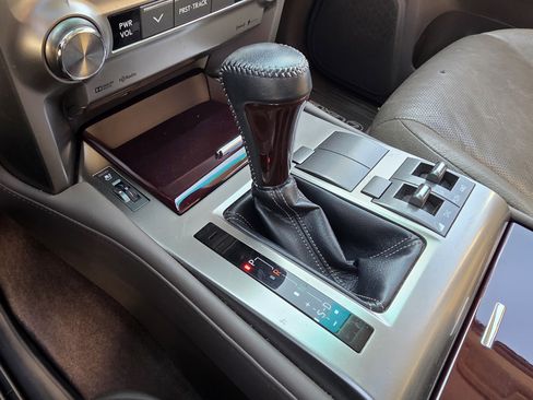 Used 2019 Lexus GX 460 Premium image 18