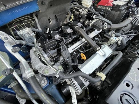 Used 2024 Nissan Kicks SV image 27