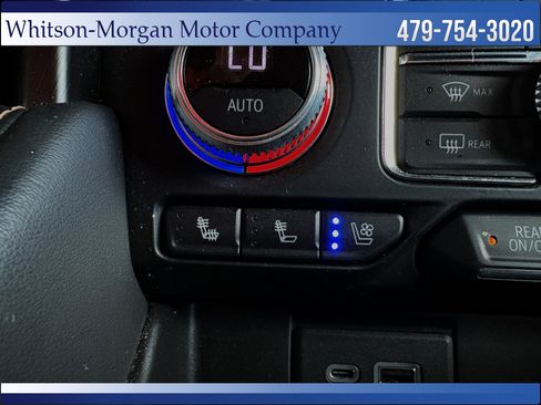 Used 2022 GMC Yukon AT4 image 33