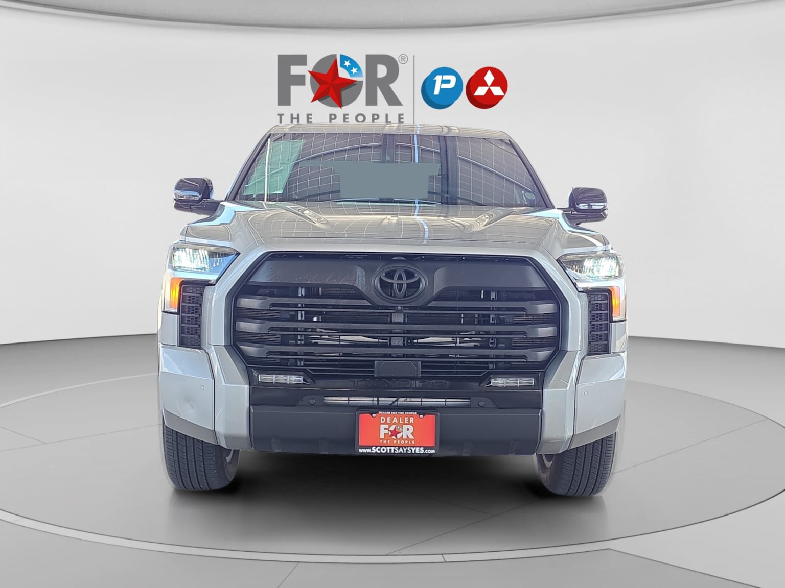 Used 2025 Toyota Tundra Limited AWD/4WD image 3