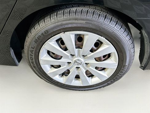 Used 2014 Nissan Sentra SV FWD image 11