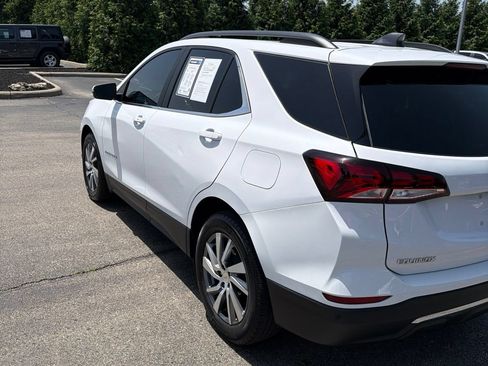 Used 2022 Chevrolet Equinox LT FWD image 3