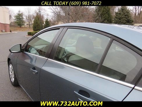 Used 2012 Chevrolet Cruze LS w/ Connectivity Package image 24
