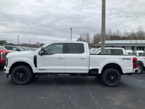 New 2026 Ford F250 Lariat w/ Black Appearance Package AWD/4WD image 7