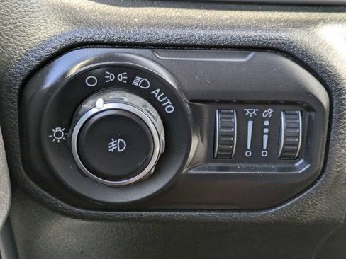 Used 2020 Jeep Wrangler Sport AWD/4WD image 27