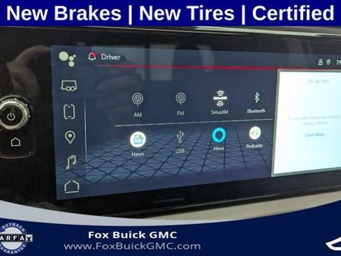 Used 2024 GMC Sierra 1500 AT4 w/ Technology Package AWD/4WD image 17