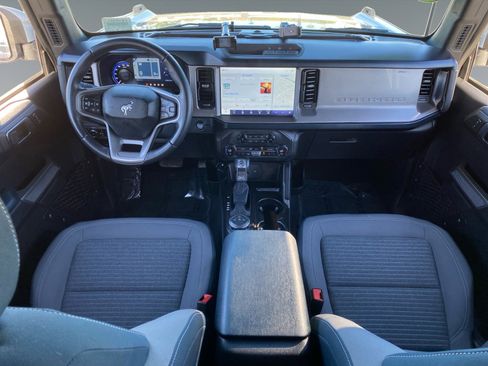 Used 2023 Ford Bronco Outer Banks image 10
