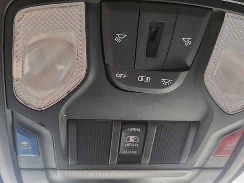 Used 2022 RAM 2500 Tradesman w/ Safety Group AWD/4WD image 38