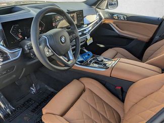 New 2026 BMW X5 xDrive40i w/ Premium Package video 3