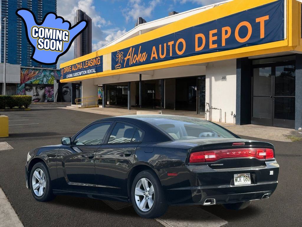 Used 2014 Dodge Charger SE RWD image 3