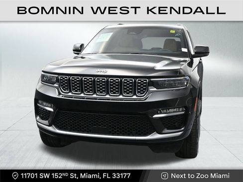 Used 2023 Jeep Grand Cherokee Summit image 8