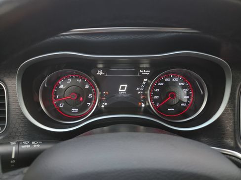 Used 2018 Dodge Charger R/T Scat Pack RWD image 23