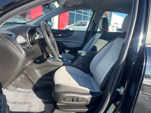 Used 2022 Chevrolet Equinox LS image 14