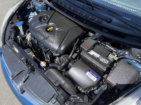 Used 2014 Hyundai Elantra Sport FWD image 28