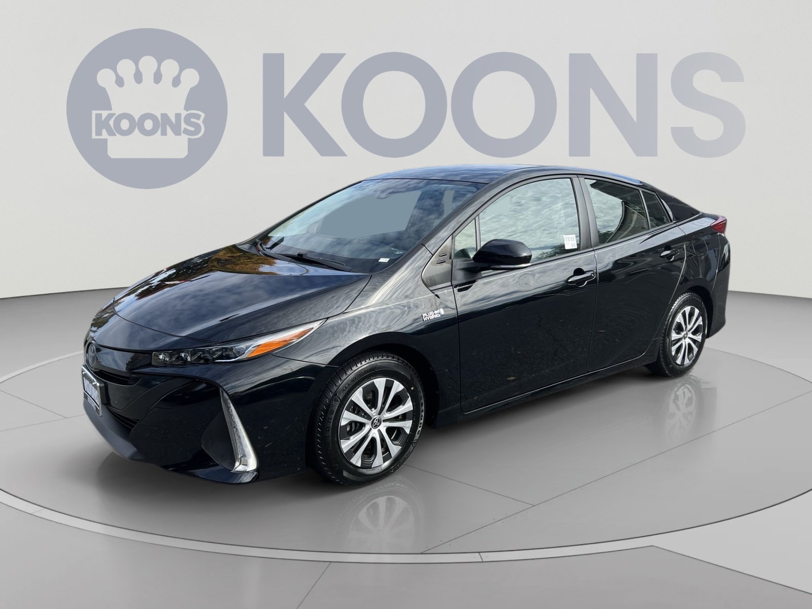 Used 2021 Toyota Prius Prime LE FWD image 1