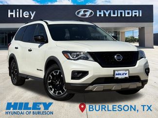 Used 2020 Nissan Pathfinder SL video 2