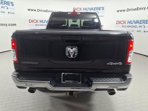 Used 2022 RAM 1500 Big Horn AWD/4WD image 5