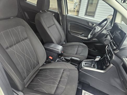 Used 2020 Ford EcoSport SE w/ SE Convenience Package image 25