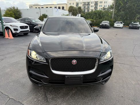 Used 2020 Jaguar F-PACE Prestige image 8