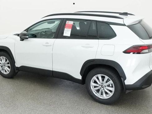 New 2026 Toyota Corolla Cross LE image 4