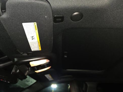 Used 2021 Jeep Grand Cherokee Trailhawk image 10