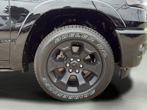 Certified 2025 RAM 1500 Lone Star AWD/4WD image 9