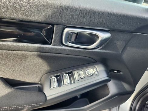 Used 2025 Honda Civic FWD Hybrid Sedan image 9