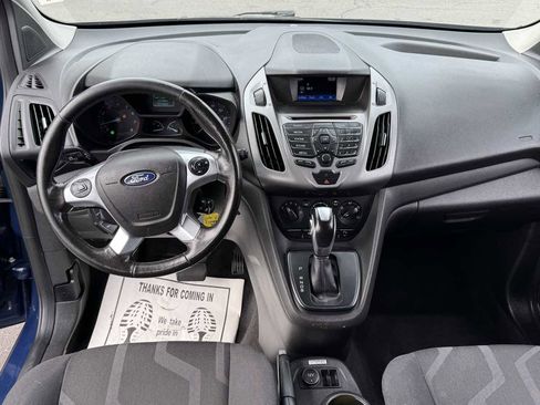 Used 2017 Ford Transit Connect XLT image 8