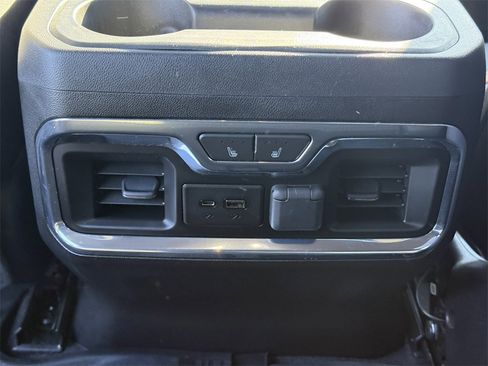 Used 2019 GMC Sierra 1500 AT4 w/ AT4 Premium Package image 30