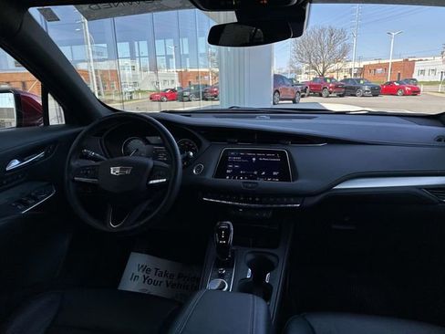 Certified 2023 Cadillac XT4 Premium Luxury w/ Cold Weather Package AWD/4WD image 33