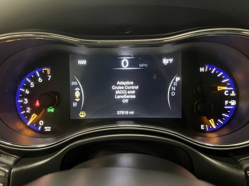 Used 2021 Jeep Grand Cherokee Overland w/ Protech Group image 24