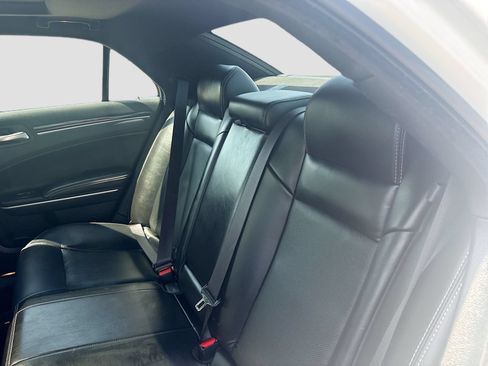 Used 2023 Chrysler 300 S w/ Comfort Group RWD image 26