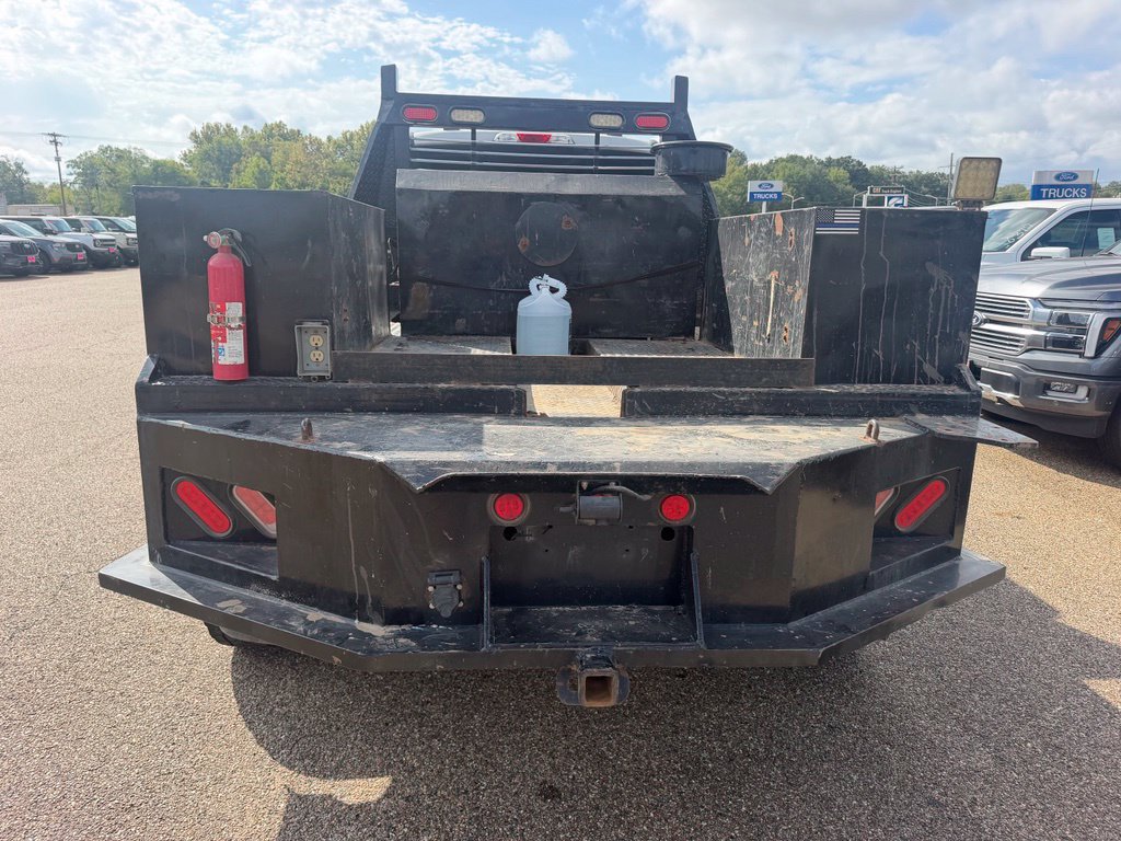 Used 2022 Ford F350 XL w/ Power Equipment Group AWD/4WD image 9