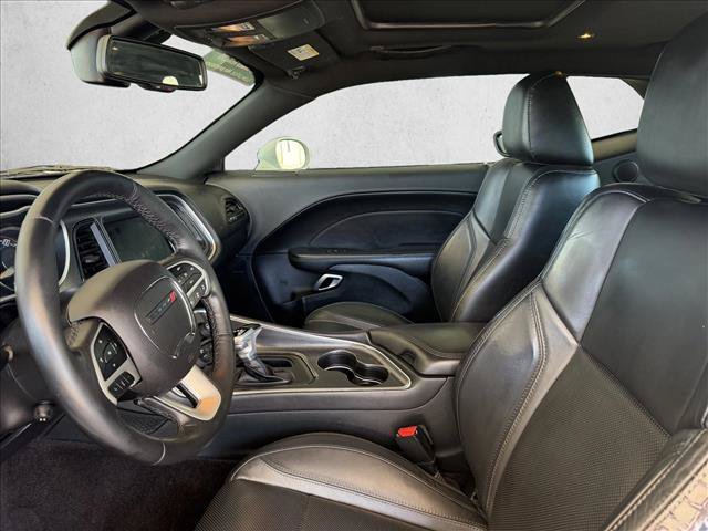 Used 2018 Dodge Challenger SXT Plus RWD image 9