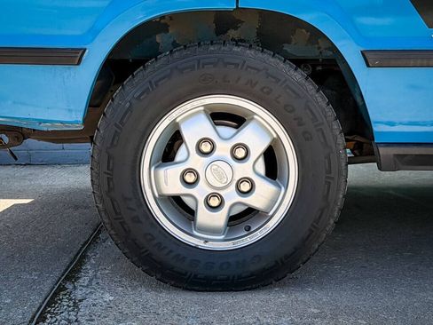 Used 1995 Land Rover Discovery AWD/4WD image 13