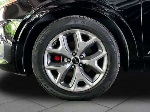 Used 2019 Kia Sorento SX w/ SX Touring Package AWD/4WD image 10