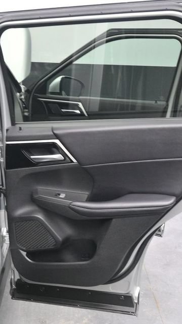 Used 2024 Mitsubishi Outlander SE AWD/4WD image 10