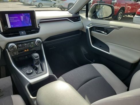 Used 2024 Toyota RAV4 XLE image 3