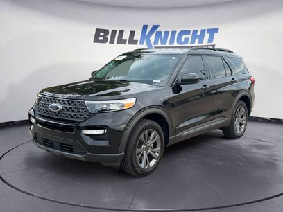 Certified 2024 Ford Explorer XLT w/ Equipment Group 202A
