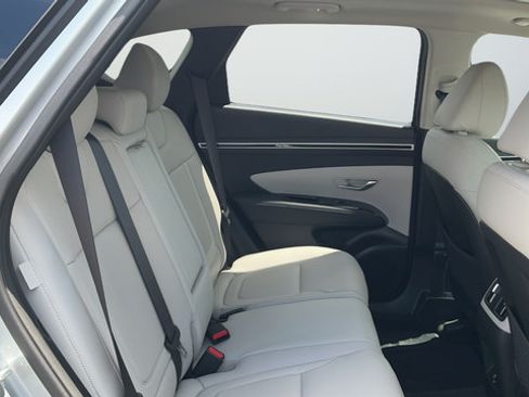 Used 2024 Hyundai Tucson Limited FWD image 22