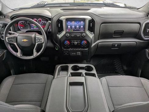 Used 2022 Chevrolet Silverado 2500 LT w/ Convenience Package image 16