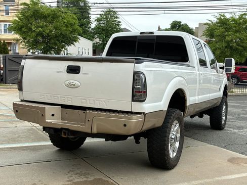 Used 2011 Ford F250 Lariat w/ Lariat Ultimate Pkg AWD/4WD image 5
