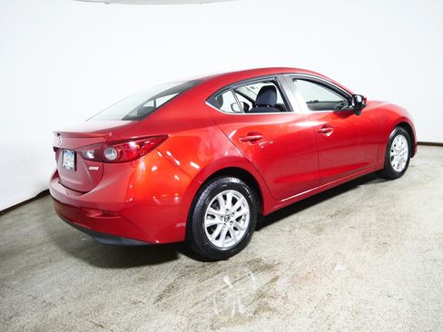 Used 2016 MAZDA MAZDA3 i Touring FWD image 7