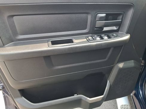 Used 2014 RAM 1500 Express AWD/4WD image 11