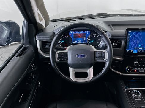 Used 2024 Ford Expedition Max XLT image 18