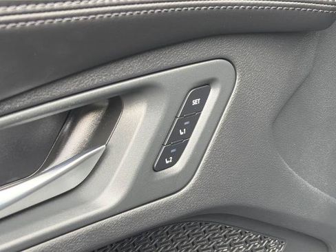 Certified 2024 Nissan Ariya FWD image 19